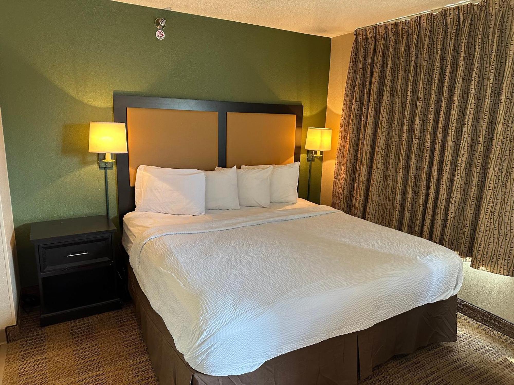 Red Roof Inn סאות'פילד מראה חיצוני תמונה